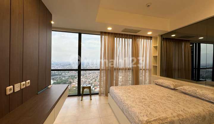 The Smith Apartment Price Plunge, 2 Units Combined into One 1 Bedroom, Fully Furnished, Closest Location to Toll Access, Lina 2