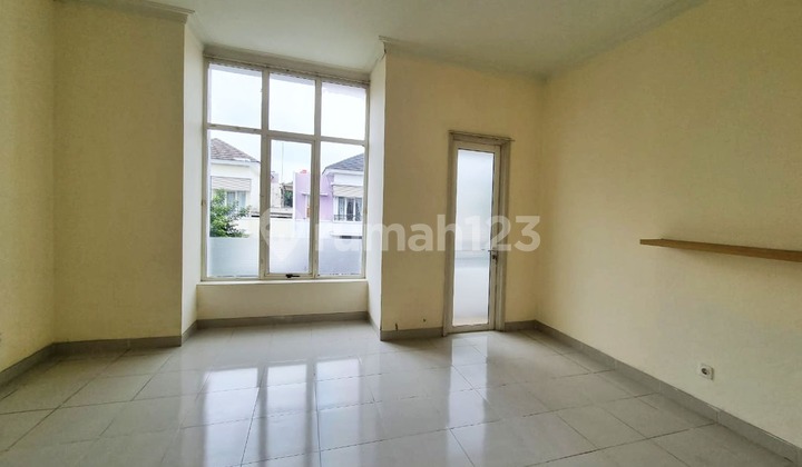 House in the Pondok Hijau Golf Cluster Chrysocolla Area, Strategic Location Near Mall, Comfortable, Exclusive