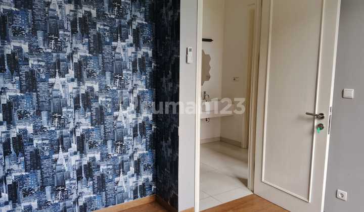 Rumah di Sutera Leora Cakep Furnished Jarang Ada Lokasi Strategis Dekat Pasar, Mall, Akses Tol, 2