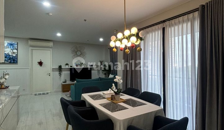 Lloyd Apartment 3 Bedroom, Fully Furnished Excellent, Very Strategic Location, Low Rise, Close Access to Toll Road, Mall, Market, Hospital, Dian