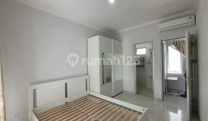 Price Drop, Move-In Ready Furnished House, Newly Renovated, Indr 2