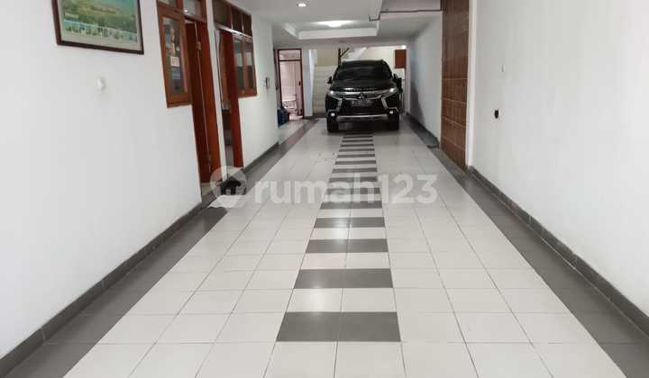 Townhouse Palmerah Mewah 4 Lantai,Appraisal Bank 10 M Full Furnished Lokasi Strategis Dkt ke Sudirman, ,Senayan, Scbd,Mall,Yo 2