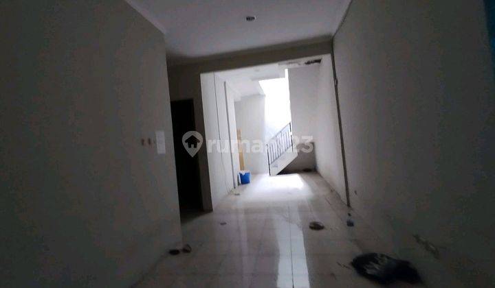 ruang keluarga rumah murah kinagara regency ciganitri