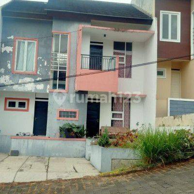 Dijual Murah Rumah 2lantai Komplek Buana Hilltop Ujungberung  1