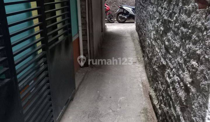 Rumah strategis cocok untuk kost2an dekat kampus ITB Dago 2