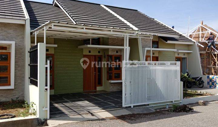 Rumah Minimalis depan Taman komplek Ciganitri dekat Telkom University 1