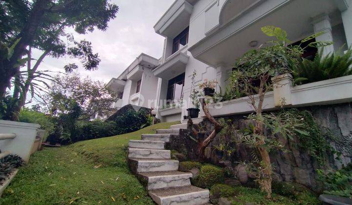 Dijual Cepat Rumah Mewah 3 Lantai di cluster Sutami Surya Sumantri Pasteur Bandung Utara 2