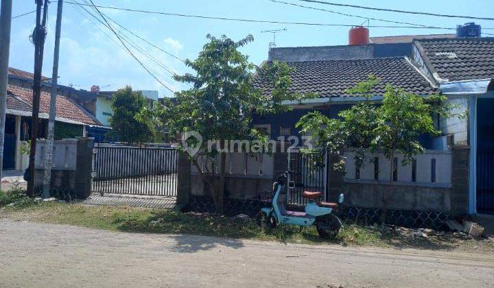 Disewakan rumah garasi luas di taman cileunyi cocok untuk gudang 1