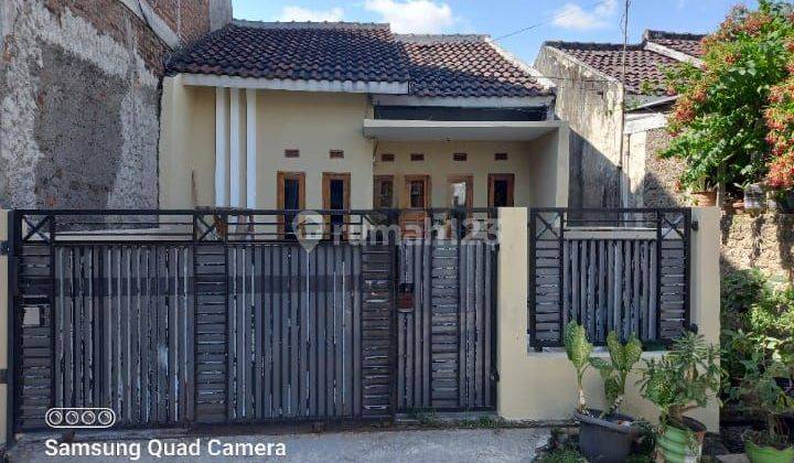 Dijual Rumah Cantik Siap Huni Komplek Permata Biru Cibiru Cinunuk 1