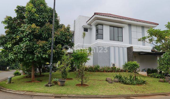 Rumah Bagus Mewah Hook 2 Lantai Rapi Siap Huni 1