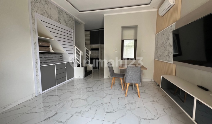 Hoek Corner House Fully Furnished Summarecon Bekasi 2