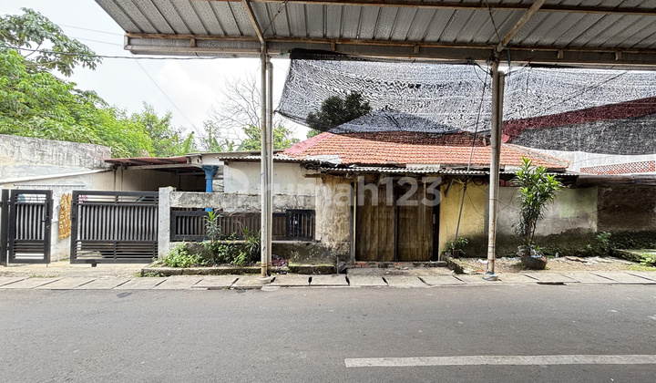 RUMAH HOEK SELANGKAH KE SEKOLAH LABSCHOOL CIBUBUR BEKASI RUMAH HOEK SELANGKAH KE SEKOLAH LABSCHOOL CIBUBUR BEKASI