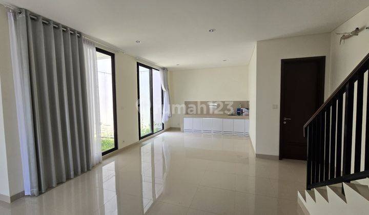 Rumah Murah View Taman Mahogany Residence Summarecon Bogor 2