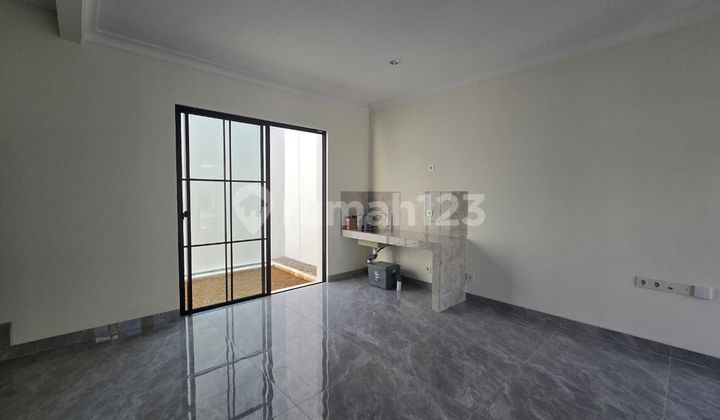 Beautiful View of New Alderwood Summarecon Bogor House 6