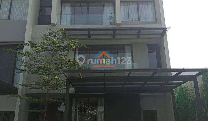 Rumah Sultan 3 Lantai Ardea D Cluster Heron di Gading Serpong 1