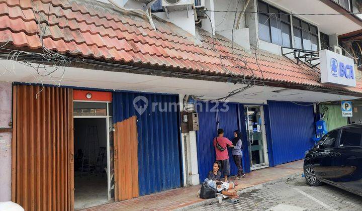 Di Sewakan Ruko Komersil 3 Lantai Kawasan Pusat Bisnis di Lokasari Mangga Besar Jakarta Barat. Lokasi Sebelah Bank Central Asia Bca Lokasari Negoo 1