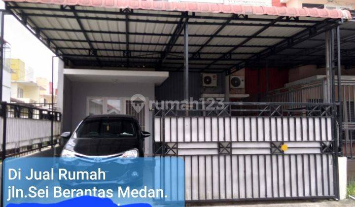 Rumah Siap Huni Di Komplek De Villa 2 Jln.sei Brantas Medan  2