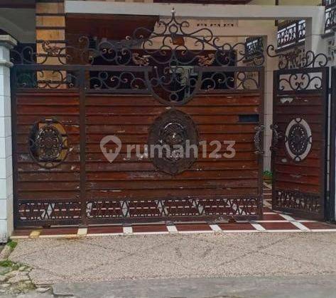 Rumah Mewah di jl stm / perbatasan 1