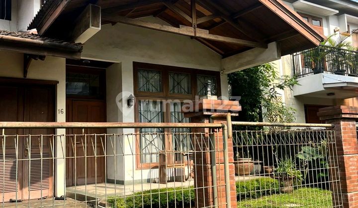 Dijual Rumah 2Lantai Lebak Lestari Indah Lebak Bulus Dekat Stasiun MRT Dijual Rumah 2Lantai Lebak Lestari Indah Lebak Bulus Dekat Stasiun MRT