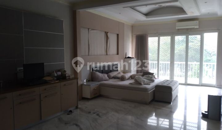 Rumah Springhill Luasm Hadap Timur Keamanan 24 Jam Dekat dengan Prj dan Toll Ancol Rumah Springhill Luasm Hadap Timur Keamanan 24 Jam Dekat dengan Prj dan Toll Ancol