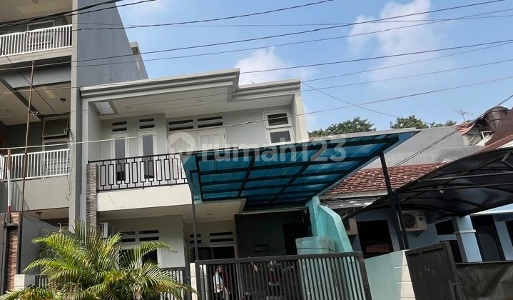 Rumah Gading Nias 6X16m Hadap Utara Harga Nego Bangunan 2 Lantai Masih Layak Huni
