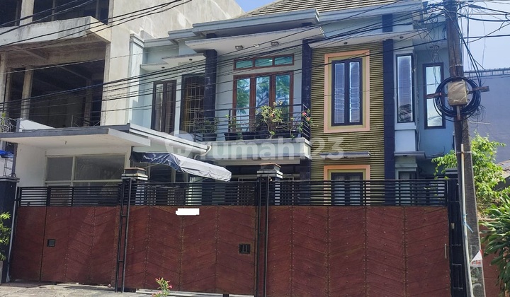 rumah kelapa kopyor luas 200m hadap barat jalan lebar masih nego