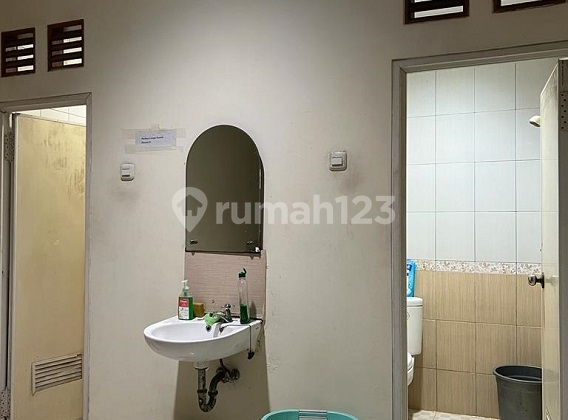 Dijual Rumah Kelapa Gading 102m2 Lokasi Bagus, 2.5 Lantai, Strategis 2