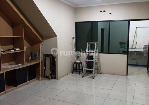 Disewakan Ruko Siap Pakai Luas 90m2 Palmerah, Jakarta Barat 2