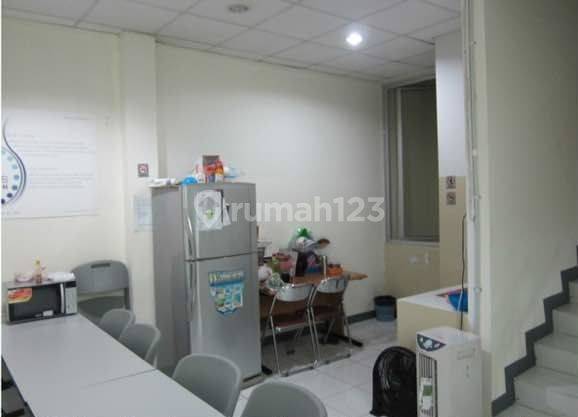 Dijual Ruko Gading Kirana Kelapa Gading Luas 180m2, 4,5 Lantai 2