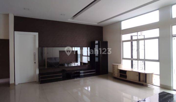 Dijual Rumah Green Ville Luas 260m2, 3 Kamar Tidur, Jarang Ada 2