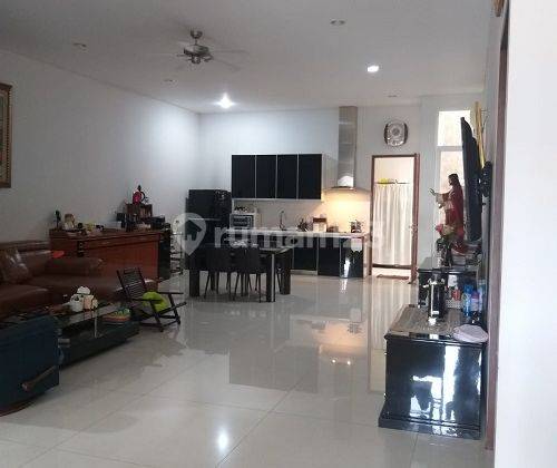 Dijual Rumah Pluit Jakarta Utara Luas 10x23, 3 Lantai, 5 Kamar 2