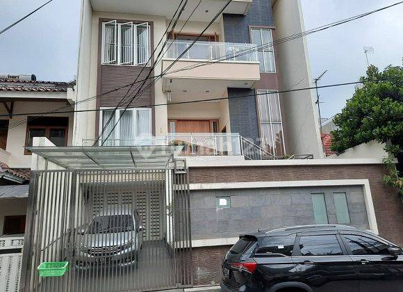 Dijual Rumah Pluit Jakarta Utara Luas 10x23, 3 Lantai, 5 Kamar 1