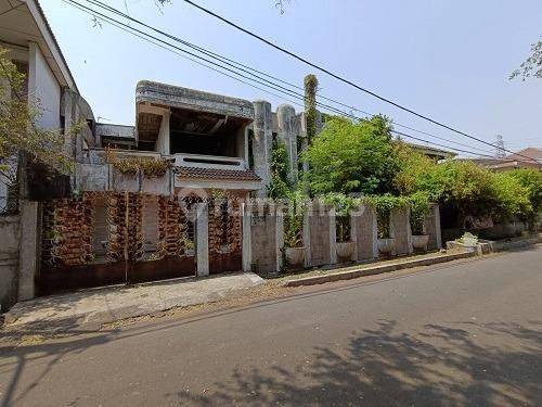 Dijual Rumah Tua Ancol di Karang Bolong Luas 13x20, 2 Lantai 1