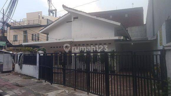 Dijual Rumah Senen di Paseban Raya Luas 348m2, 5 Kamar 1