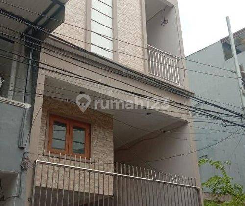 Dijual Rumah Pademangan Luas 52m2, 3 Lantai, 3 Kamar 2