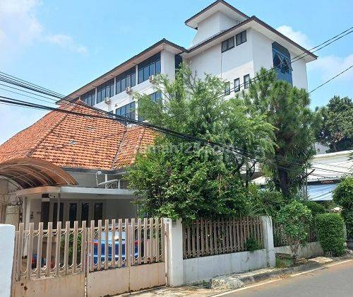 Dijual Rumah Cikini Jakarta Pusat Luas 548m2, 4 Kamar 1