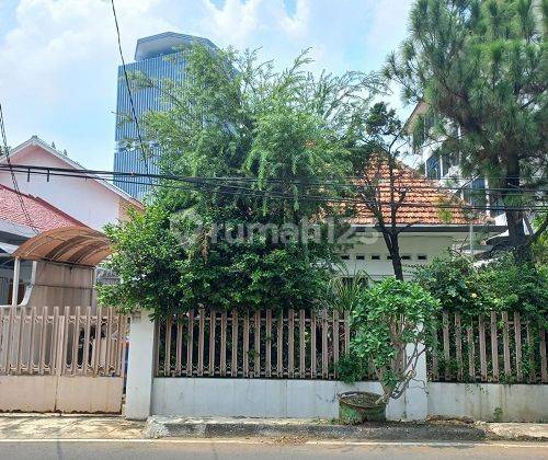 Dijual Rumah Cikini Jakarta Pusat Luas 548m2, 4 Kamar 2