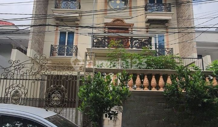 rumah danau indah luas 300m hadap timur bangunan 3.5 lantai lokasi bagus rumah danau indah luas 300m hadap timur bangunan 3.5 lantai lokasi bagus