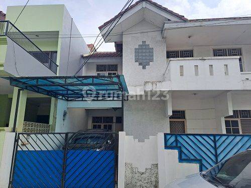 Rumah Cipinang Hadap Utara Bangunan Masih Bagus Dengan 2 Lantai 1