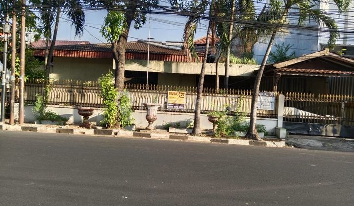 dijual rumah cempaka putih raya luas tanah 450m jalan lebar harga nego
