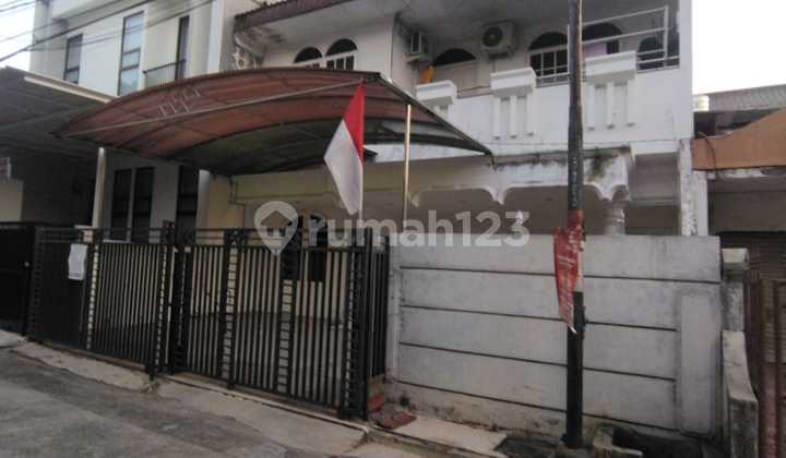 Ivory quail house, 180m wide, facing northeast, good and neat.