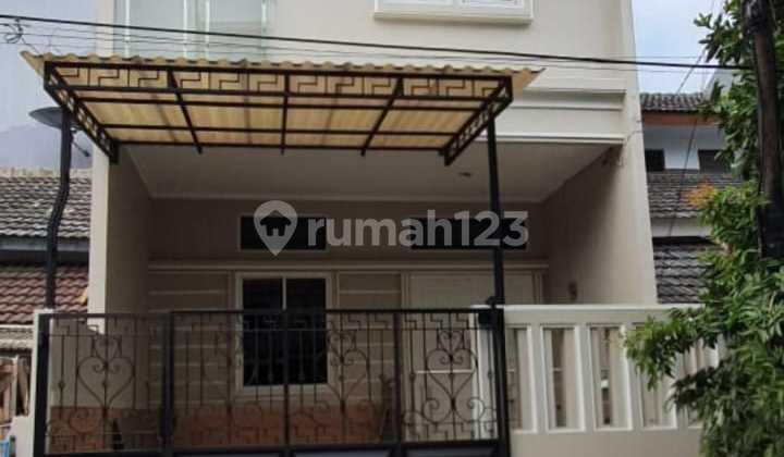 rumah sunter luas 90m bangunan 3 lantai bangunan seperti baru 