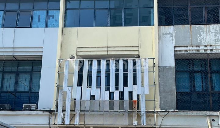 Ruko Mitra Sunter Luas 122M Hadap Selatan Posisi Pinggir Jalan Raya Layak Pakai