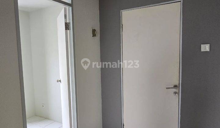 Unit Gading nias Tower Crytsan Lantai 25 Kondisi Kosong View City