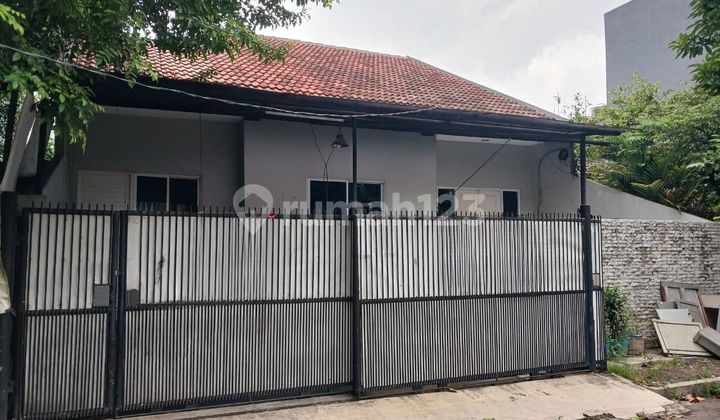 Rumah Standard Sunter Agung Luas 170M Hadap Selatan Bangunan Rapi dan Bagus Rumah Standard Sunter Agung Luas 170M Hadap Selatan Bangunan Rapi dan Bagus