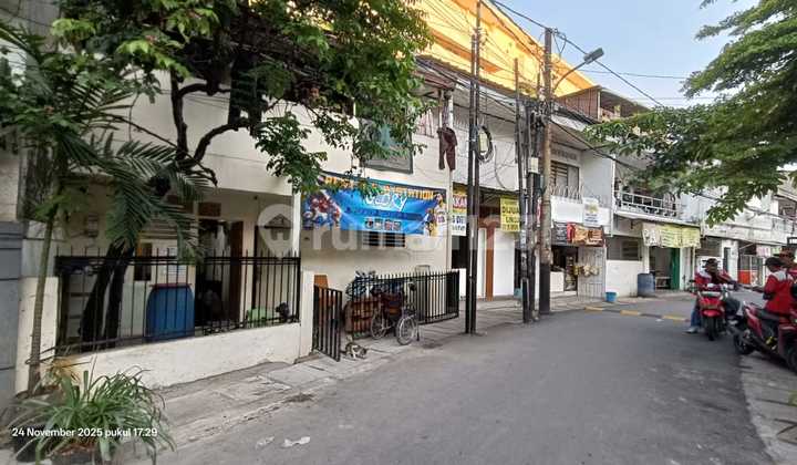 rumah mangga besar hanya 850 jt luas 72m status masih AJB , Harga Nego