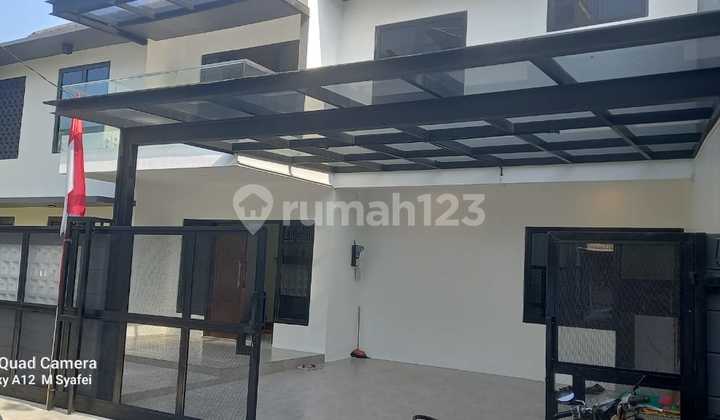 rumah like brand new cempaka putih luas 185m bisa untuk disewakan pertahun 1