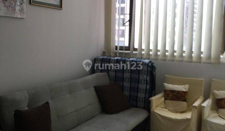 Dijual Apartement Apartemen Taman Rasuna 2 BR Semi Furnished Bagus 2