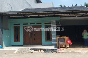 Rumah Cluster 2 Lantai Di di Perum Griya Siliwangi Asri, Jl. Tengah Rawa Ajan, Bantargebang, Bantargebang, Kota Bekasi, Jawa Barat, Indonesia, 17151, Bantar Gebang 2