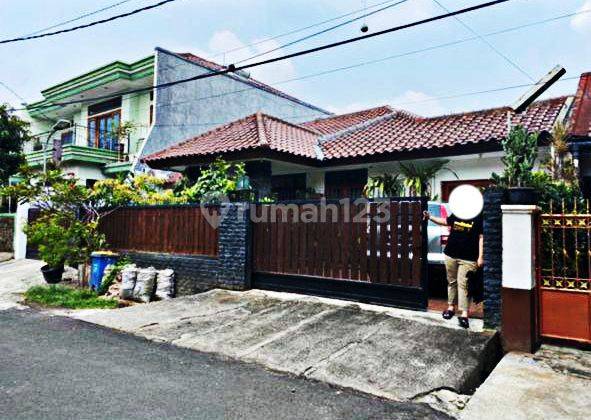 Rumah 2 Lantai Bagus Unfurnished di Daan Mogot, Jakarta Barat 1